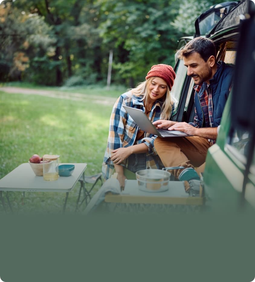 Use solar generator to meet your needs during Solo/Couple Activities